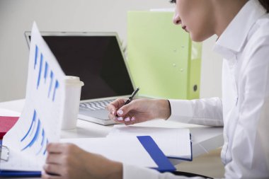 ofisinde yazılı Yöneticisi