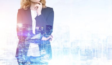 Kızıl saçlı işkadını bir şehirde