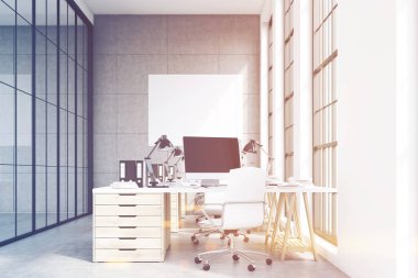 Loft ofis, ahşap mobilyalar, tonda önden görünümü