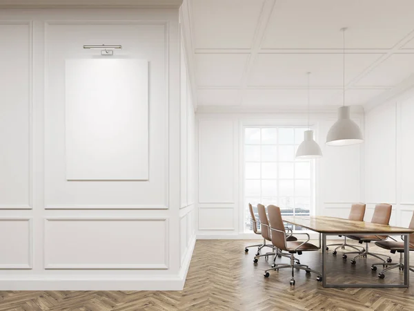Innenraum mit weißen Wänden, langem Konferenztisch, umgeben von Stühlen und einem großen Fenster. vertikales Plakat an der Wand. 3D-Darstellung. Attrappe. — Stockfoto