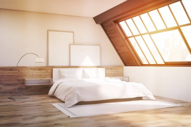 Halı ve posterler, tonda yataklı yatak odası