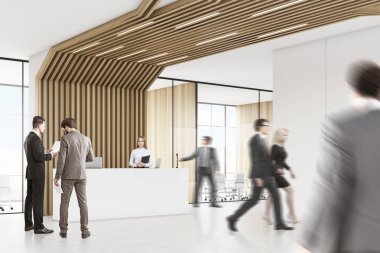 Borular ile bir odada kişi