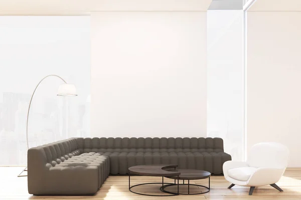 Гостиная с черными диванами и креслом, тонированные — стоковое фото