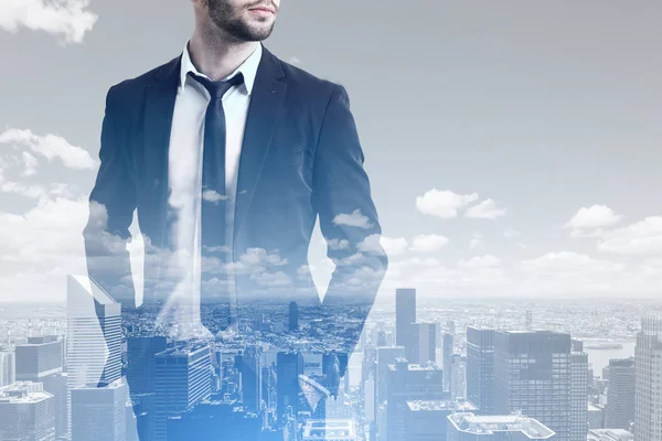 Bearded businessman and a city — Stock Photo, Image