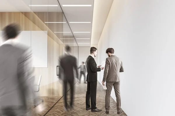 Men in a company corridor — Stock Photo, Image