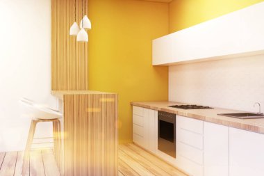 Tonda bir stüdyo dairede mutfak