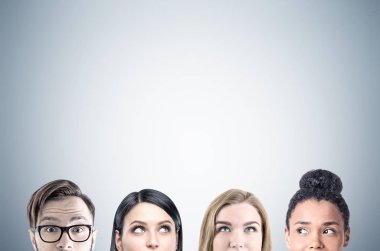 İş takım yüzler, gri yakın çekim