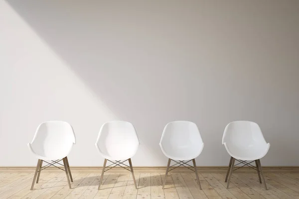 Чотири білі стільці — стокове фото