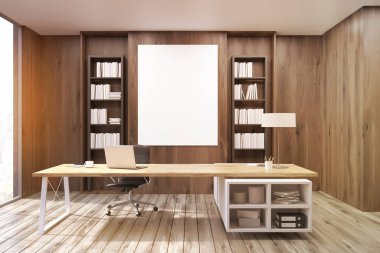 CEO office tonda koyu ahşap duvarlar ile