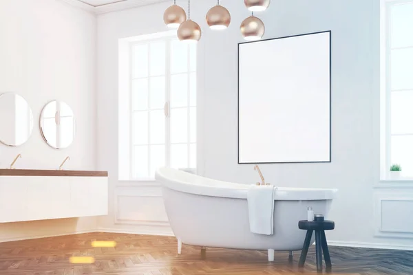 Intérieur salle de bain grise avec poster, coin, tonique — Photo