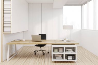 CEO Oda bir dizüstü bilgisayar ile