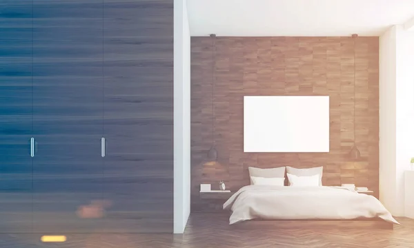 Donkere houten slaapkamer, voorzijde, afgezwakt — Stockfoto