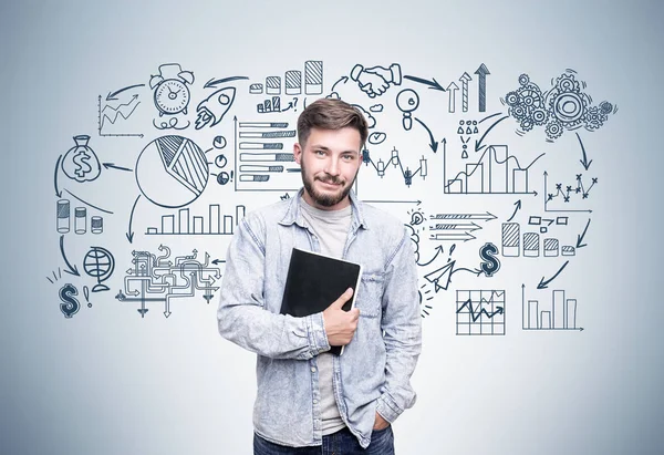 Man met laptop en business regeling — Stockfoto