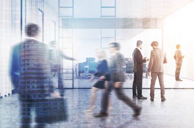 Açık ofis ahşap tonları ile Çift