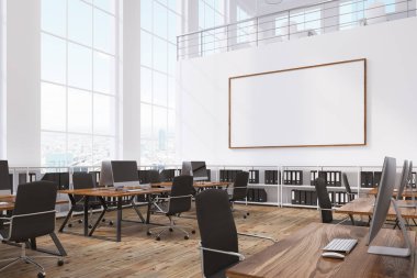 Açık yazıhane, beyaz tahta, yan