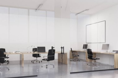 Office ile birlikte bir beyaz tahta