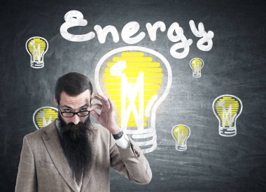 Adam uzun sakal ve enerji kroki