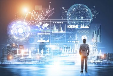 Genç işadamı parlak grafik arıyorsunuz