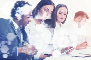 Beyin fırtınası, altıgen yanarak bahislerin doğru iş ortakları