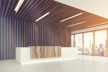 Beyaz ve açık ahşap Resepsiyon yan tonda