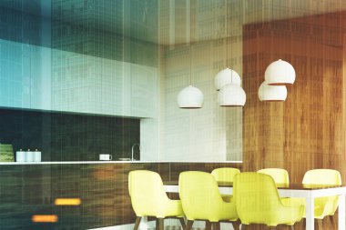 Koyu ahşap yemek odası köşe tonda