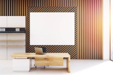 Tahta ofis bir poster ve tonda kütüphaneler