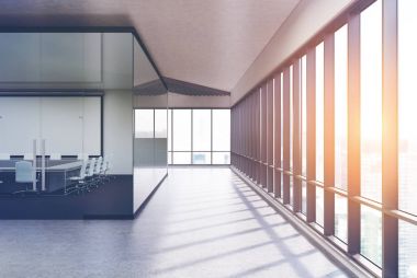 Şeffaf konferans salonu beton, yan tonda