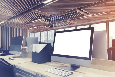 Ahşap açık alan office yan yakın çekim