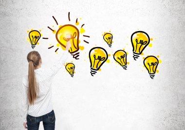 Sarışın kadın çizim Işık Ampüller