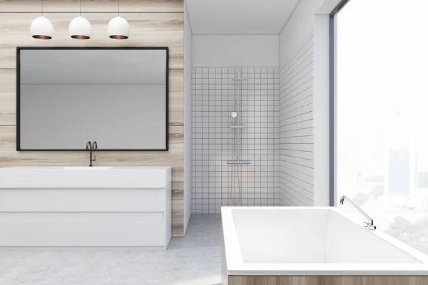 Деревянная ванная комната, душ, зеркало — стоковое фото