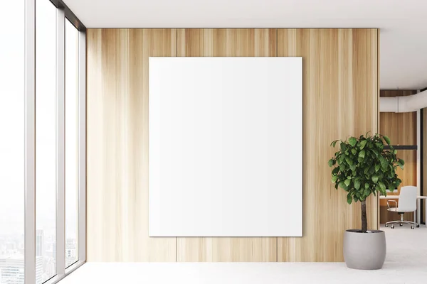 Cartaz em branco em um escritório de madeira — Fotografia de Stock