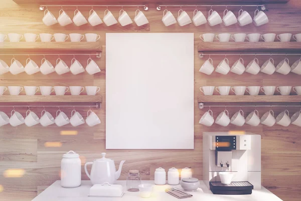 Houten keuken met een koffiezetapparaat, afgezwakt — Stockfoto