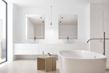 Beyaz banyo, küvet, çift lavabo