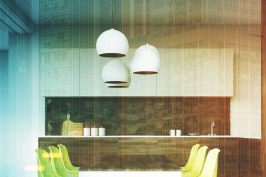 Koyu ahşap yemek odası açık tonda