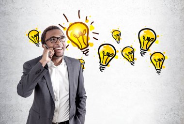 Afrika kökenli Amerikalı işadamı ve çeşitli fikirler