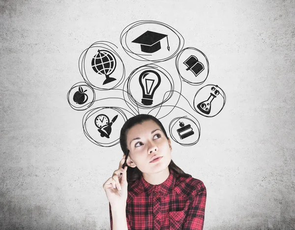 Nerd ragazza con una penna, schizzo di educazione — Foto Stock