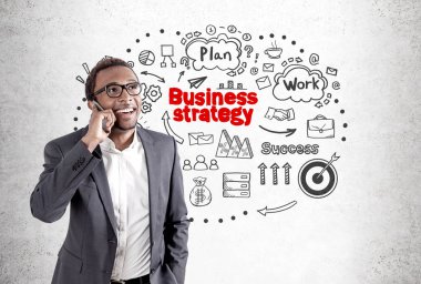 Afrika kökenli Amerikalı adam telefonu, strateji