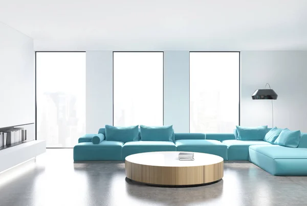 Weißes Wohnzimmer, blaues Sofa, Front — Stockfoto