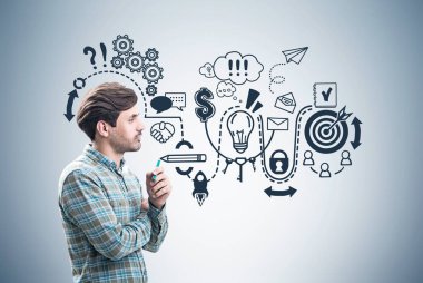 Adam bir marker, iş düzeni ile