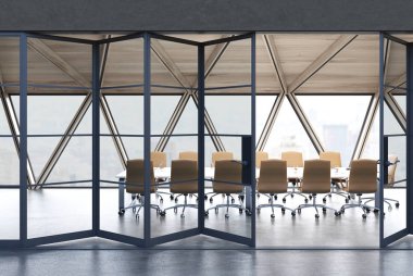 Cam duvarlar beyaz konferans salonu