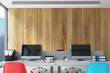 Ahşap açık ofis, bilgisayar