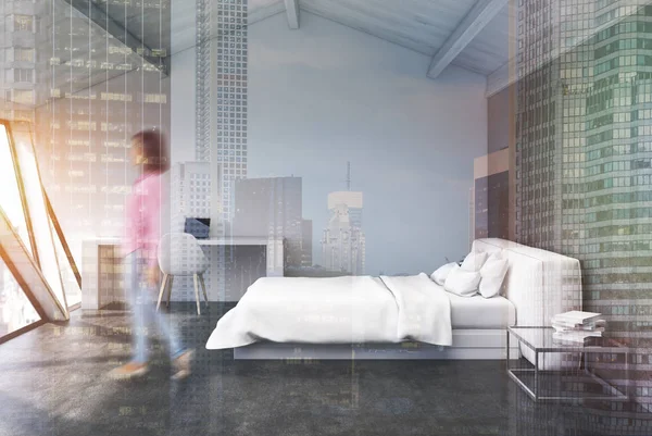 Vita sovrum i en vindsvåning, betong, flicka — Stockfoto
