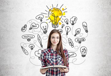 Bir kitap ve bir fikir ile güzel geek kız