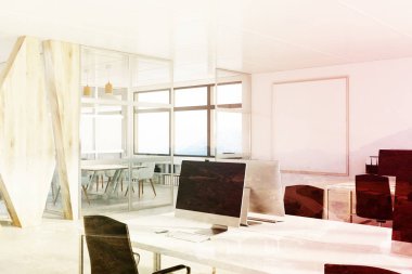 Ahşap duvar ile alan office açık tonda köşe