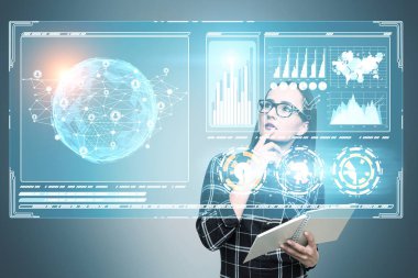 Bir kitap, grafikler ve Hud ile inek kız