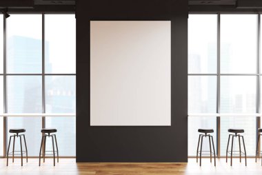 Büyük bir posteri olan gri çubuk