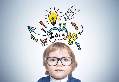 Şirin bebek çocuk gözlük ve fikirleri