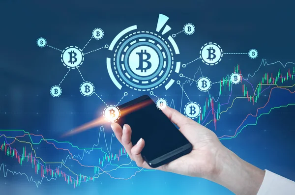 Hand mit Smartphone, Bitcoins, Netzwerk, blau — Stockfoto