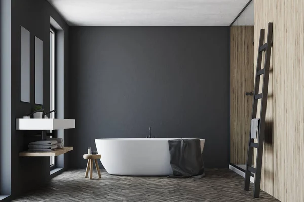 Zwart wit badkamer, houten badkuip, wastafel — stockfoto ... Badkamer zwart