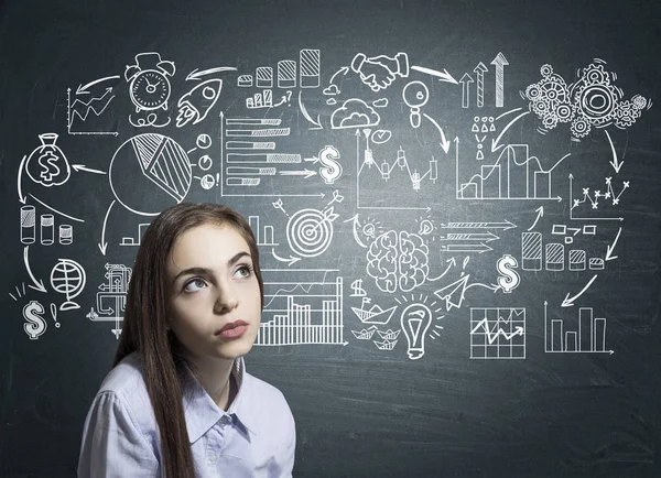 Rüya gibi genç bir kadın ve bir iş planı kroki